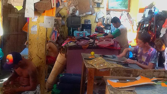 Espedito treina jovensel jackpottoseu ateliê