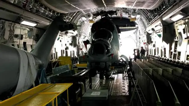 هند د ۱۳۹۴ کال د مرغومي په ۴مه افغانستان ته درې ۲۵- MI ډوله چورلکې ورکړې.