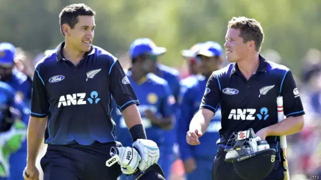 راس ٹیلر اور ہنری نکولس نے مزید کسی نقصان کے مطلوبہ ہدف حاصل کر لیا