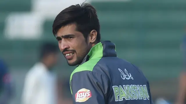 ے نیوزی لینڈ کے امیگریشن حکام کے حوالے سے کہا ہے کہ عامر کو پاکستانی کرکٹ ٹیم کے ساتھ نیوزی لینڈ آنے کی اجازت دے دی گئی ہے