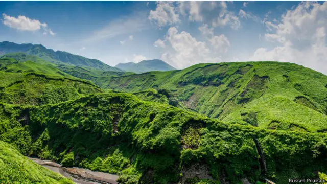 Pegunungan Kyushu, dekat Gunung Api Aso.
