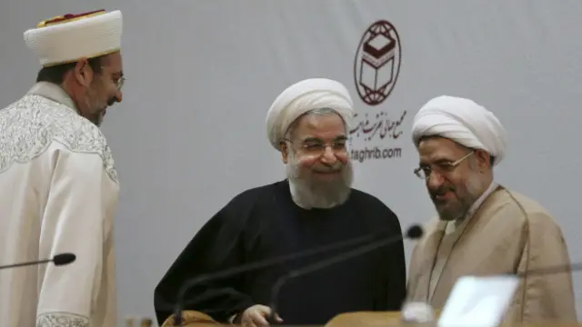 روحانی نے اس موقعے پر خدا کا شکر ادا کیا اور ایران کی عظمت کو سلام کیا