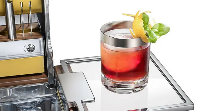 Коктейль Rolls-Royce