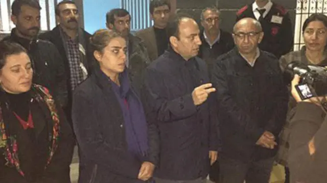 Baydemir Şırnak'daki durum hakkında gazetecilere bilgi verdi (DHA)