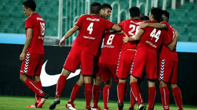 د فرهاد تمنا تصوير