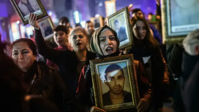 İstanbul'un Gazi Mahallesi'nde Roboski katliamında hayatını kaybedenler anıldı.