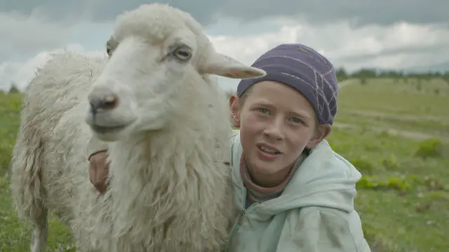 Кадр із фільму "Жива ватра"