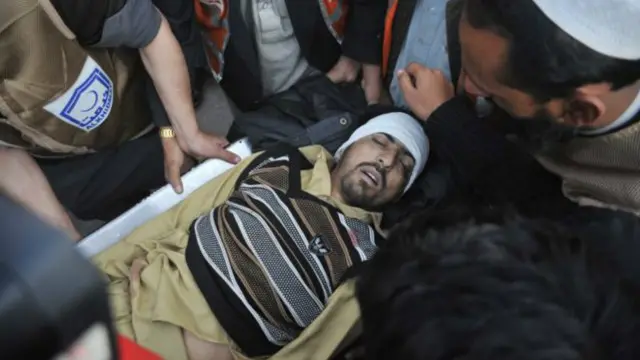 Serangan terjadi di luar kantor Badan Arsip dan Registrasi Nasional Pakistan di Kota Mardan.