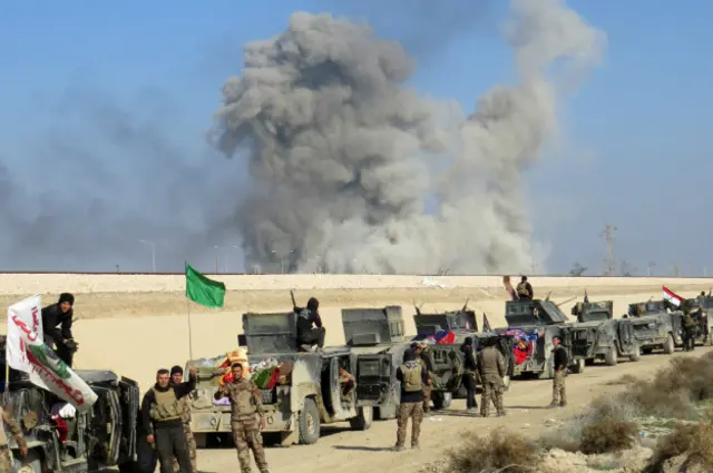 Колонна иракских войск