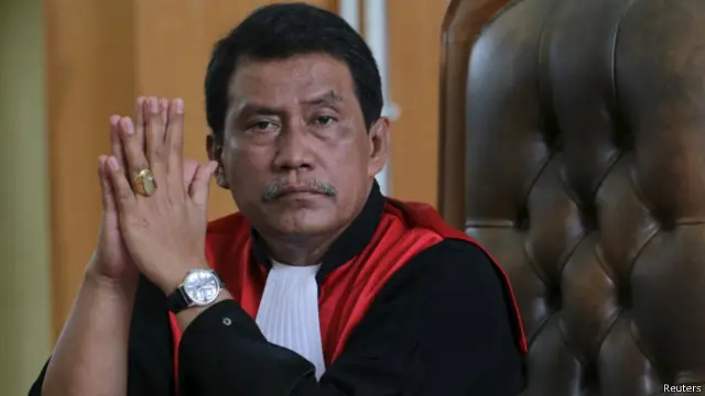 Foto Parlas Nababan yang diambil oleh fotografer Antara, Nova Wahyudi, ini banyak digunakan sebagai meme. 