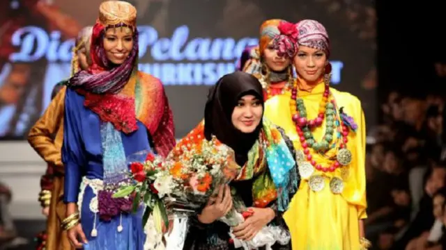 ديان بيلانغي هي مصممة إندونيسيا الرائدة في مجال الأزياء المحتشمة