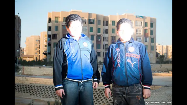  قمر العابدین کی سیریز کا موضوع مصر میں بسنے والے بہائی فرقے کے لوگ تھے اور اس میں ان کی قومی شناخت اور پہچان پر زور دیا گیا۔