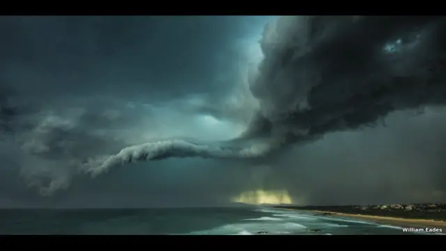 عاصفة رعدية في تيكينغ بوينت 