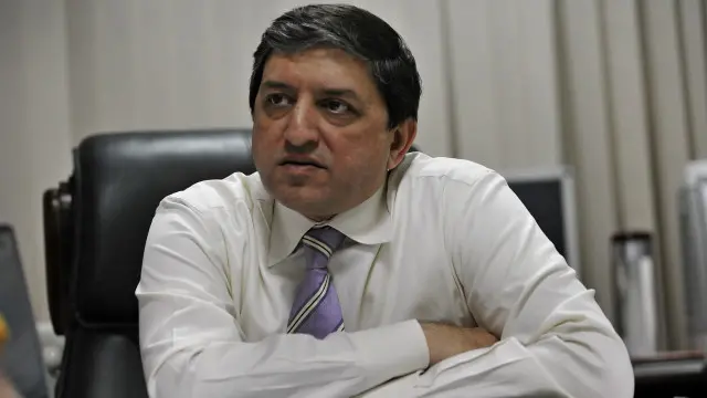 وزیراعظم کو چاہیے کہ وہ بتائیں کہ یہ جائیداد کیسے خریدی اور پیسہ کہاں سے آیا بچوں کے نام کیسے ہوا