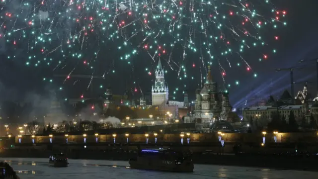 یورپ میں روس کے دارالحکومت ماسکو کا ریڈ سکوائر نئے سال کی تقریب کا مرکز بنا