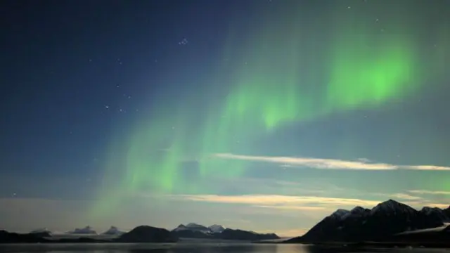 شفق قطبی در سوالبارد