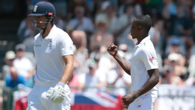 ان فٹ ڈیل سٹین کی جگہ کیگیسو ربادا کو جنوبی افریقہ کی ٹیم میں شامل کیا گیا ہے