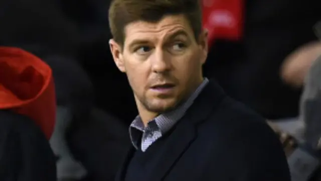 Steven Gerrard na sa ran yin ritaya daga taka-leda a bana