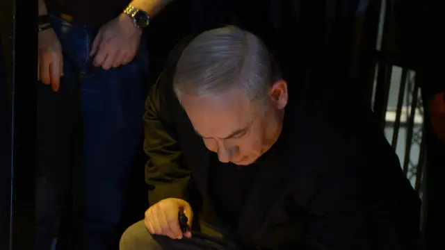 وزیراعظم نے کہا ہے کہ نئے پولیس سٹیشنز قائم کیے جائیں گے اور پولیس میں مزید بھرتیاں کی جائیں گی