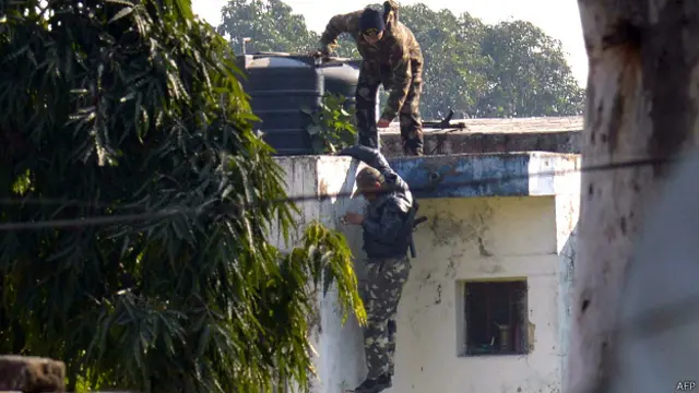 தீவிர தேடுதல் நடவடிக்கைகள் முடுக்கிவிடப்பட்டுள்ளன