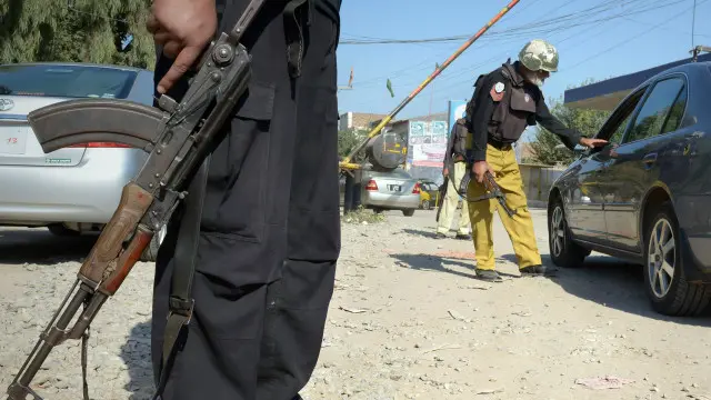 پاکستان میں عمومی طور پر سکیورٹی کی صورتحال تو بہتر بتائی جاتی ہے لیکن ہدف بناکر قتل کے واقعات پر قابو پانا پولیس اور سکیورٹی اداروں کے لیے ایک بہت بڑا چیلنج بنتا جا رہا ہے