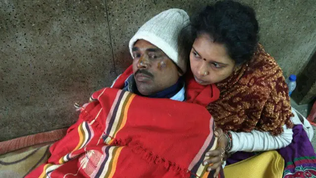 भूकंप में घायल लोग