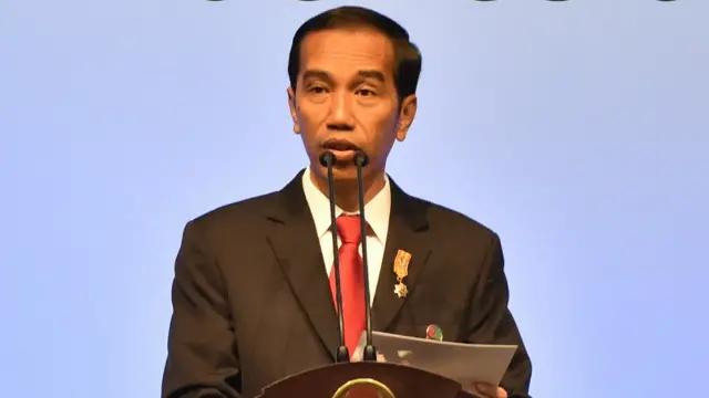 Presiden Joko Widodo optimistis dengan ekonomi Indonesia pada 2016.