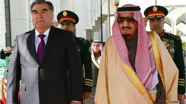 Ташриф Душанбе ва Ар-Риёднинг Эрон билан муносабатлари ёмонлашган паллага тўғри келган