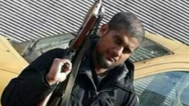 Videoda görülen militanın da, Hindu olup sonradan Müslümanlığı seçen doğu Londralı İngiliz vatandaşı Siddhartha Dhar olduğu düşünülüyor. 