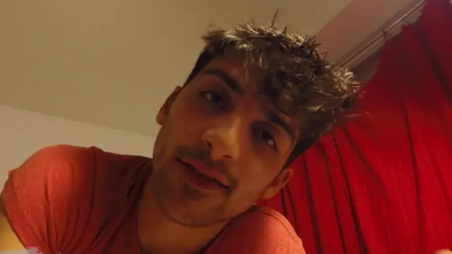 Попытки заснуть ни к чему не привели, я смог побороть бессонницу только к утру