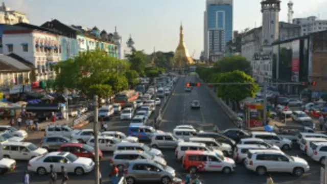 လက်ဝဲမောင်းကား တမျိုးတည်း တင်သွင်းခွင့်  မူဝါဒကို ပြန်ပယ်ဖျက်