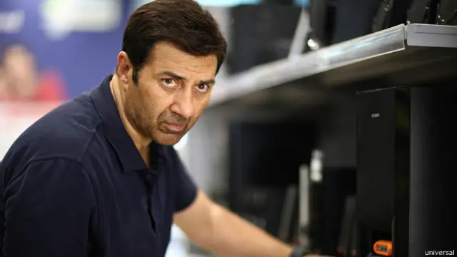 سنی دیول کی کامیاب فلموں میں بیتاب، سوہنی مہیوال، گھایل وغیرہ شامل ہیں