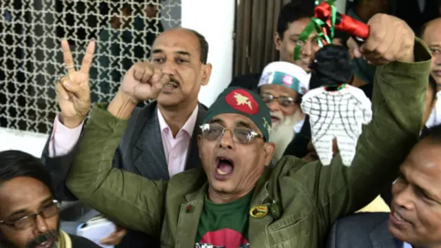 طرفداران مجازات "مرتکبین جرایم جنگی" از تایید حکم اعدام رهبر جماعت اسلامی استقبال کرده‌اند