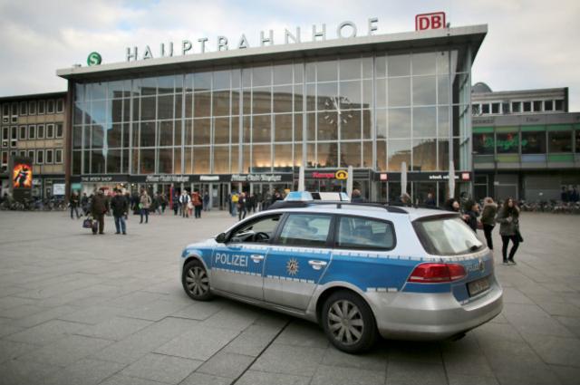 Полицейская машина в Кёльне у вокзала