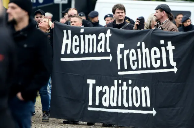 Демонстрация правых в Кёльне