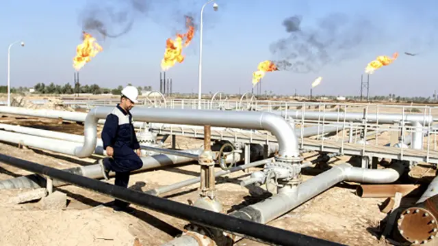 بهای نفت خام با پائین‌ترین سطح طی یازده سال گذشته تنزل کرده است