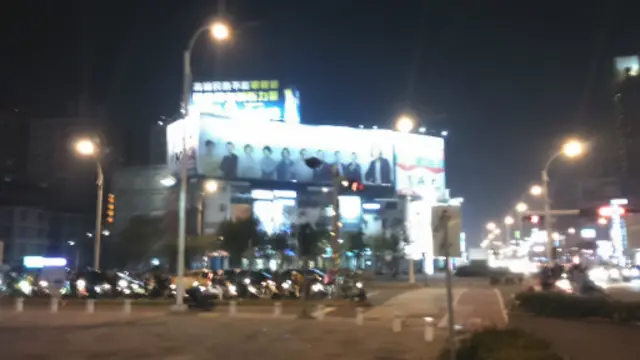 政治人物在台湾竞选很需要支持者出钱出力