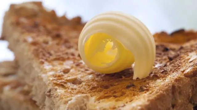 Тост с маслом