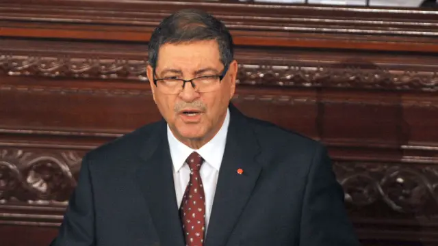 حكومة الحبيب الصيد تواجه تحديات أمنية واقتصادية صعبة