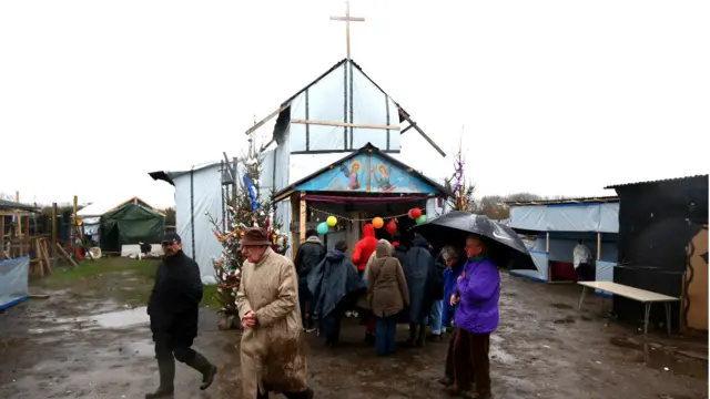 Gereja darurat di Calais