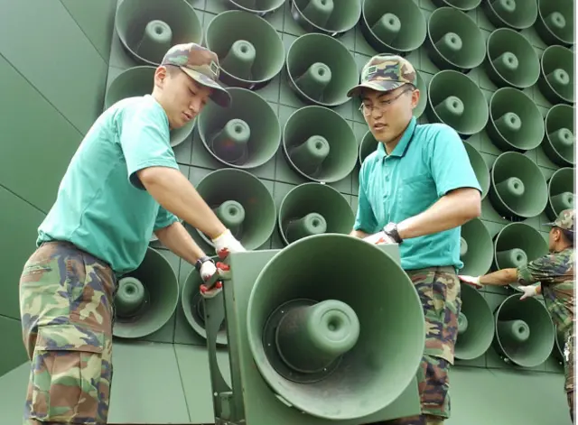Nam Hàn lắp loa phát sóng tuyên truyền sang Bắc Hàn