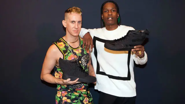Rapper A$AP Rocky dan desainer Jeremy Scott yang bekerjasama untuk koleksi sepatu Adidas.