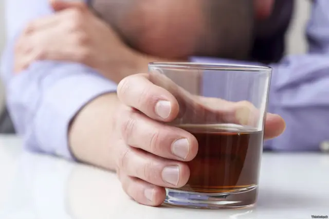 酒精使用帶來的紊亂歷來被視為男性現象。