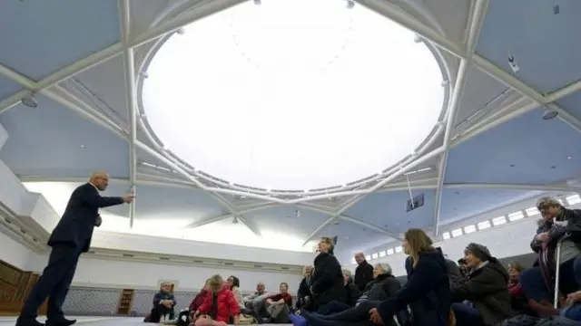 مساجد میں غیر مسلموں کی دعوت کو ’چائے کا ایک برادرانہ کپ‘ کا نام دیا گیا ہے