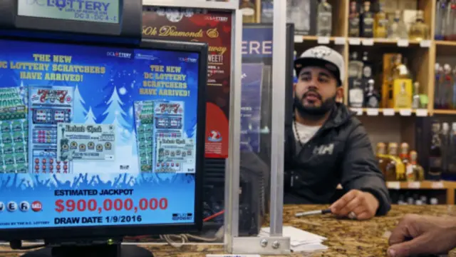 美國強力球彩票最高彩金達9億美元。