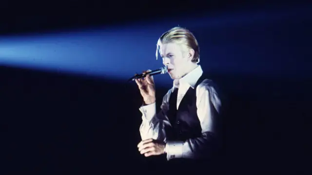 В конце 1970-х Боуи использовал в своей музыке элементы евродиско и германского арт-рока