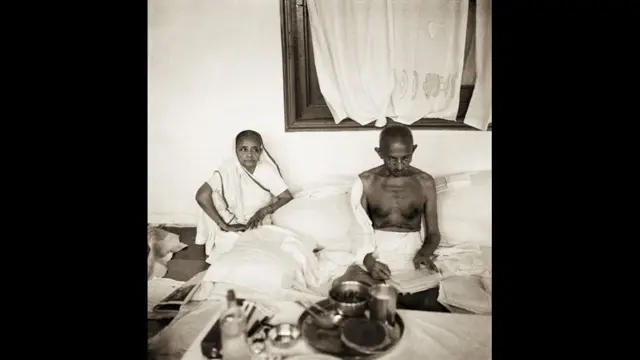 புகைப்படங்கள்: கானு காந்தி)