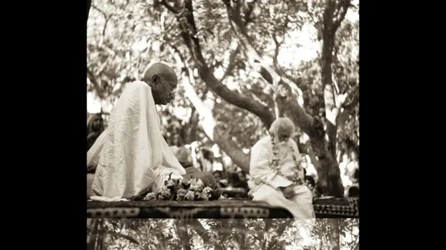 புகைப்படங்கள்: கானு காந்தி)