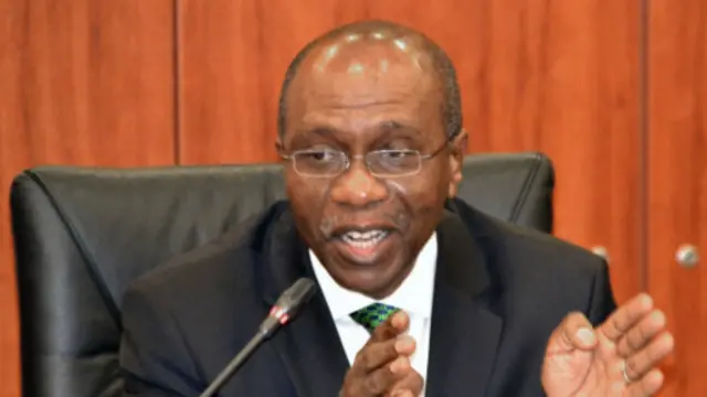 Gwamnan CBN, Emefiele ya ce suna kokarin kare naira ne
