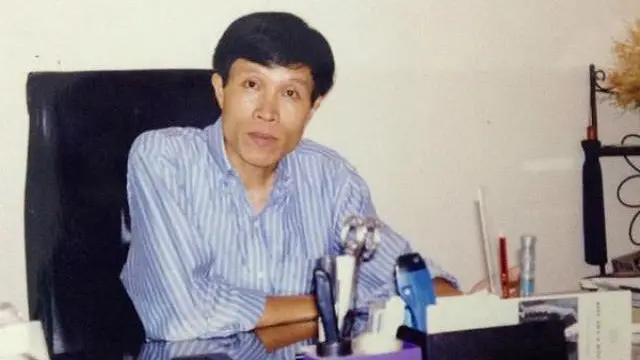 Quyển sách về ông Nguyễn Hữu Vinh lần đầu được Nhà Xuất Bản Trẻ Hà Nội thực hiện